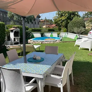 https://galleno-house.it-tuscanyhotel.com