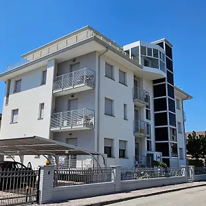 Lino Apartment Caorle